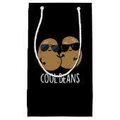 Cool Beans Funny Veggie Legume Pun Dark BG Klein Cadeauzakje (Voorkant)