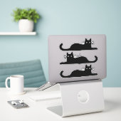 Cool Black Cat Chilling Out Vinyl Sticker Set (Laptop op bureau)
