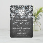 Cool Blue Snowy Chalkboard Style Wedding Invite Kaart (Staand voorkant)