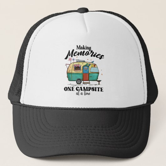 Cool Camping memories word art Trucker Pet (Voorkant)