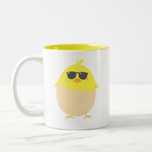 Cool Chick funky Easter yellow chick Tweekleurige Koffiemok (Links)