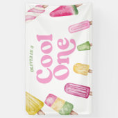 Cool Een Roze Retro Popsicle 1e Verjaardagsfeest Spandoek (Verticaal)