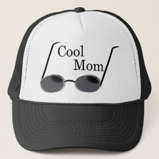 Cool mama trucker pet