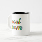 Cool mama tweekleurige koffiemok (Voorkant links)