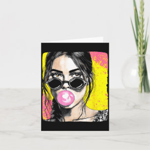 Cool meisje met een leuke zonnebril en kauwgom kaart