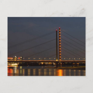 Cool, modern en stedelijk Rheinkniebrucke Briefkaart