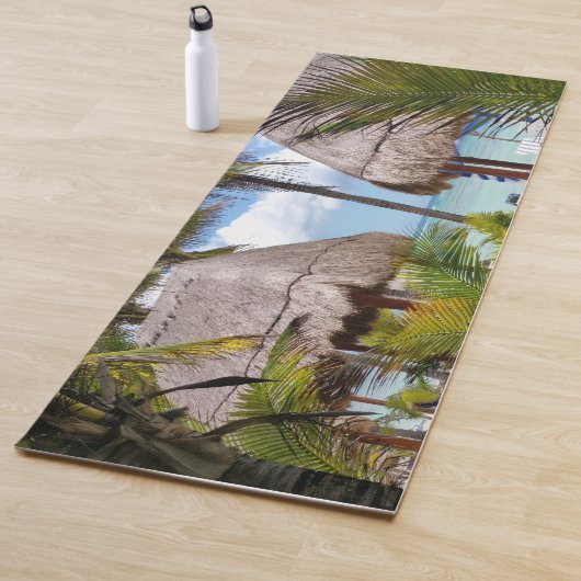 Cool Modern Stylish Beachfront Yogamat (In situ)