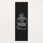 Cool Monochrome Zwart Grijs Modern Script Monogram Yogamat (Achterkant)