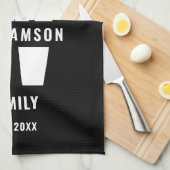 Cool Monogram Familienaam Mountains Black White Theedoek (Quarter Fold)