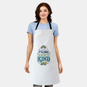 Cool om aardig te zijn Regenboog Rups Shirt Ontwer Schort (Gedragen)
