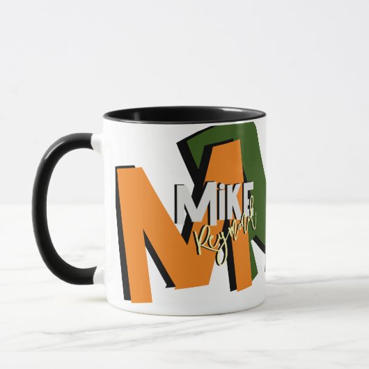 Cool Oversized Bold Monogram Mok (Links)