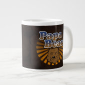 Cool Papa-Beer, bruin/blauw/goudpap Gift Jumbo Mok (Voorkant rechts)