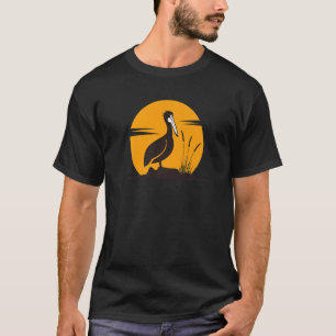 Cool Pelikaan Vogel Dier Bij Zonsondergang Voor Ma T-shirt