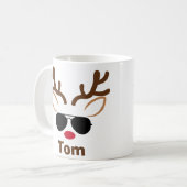 Cool personnalisé Sunglass Reindeer Christmas Mug (Devant gauche)