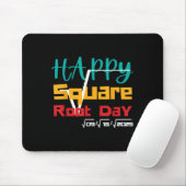 Cool Retro Happy Square Root Day Number Joke Muismat (Met muis)