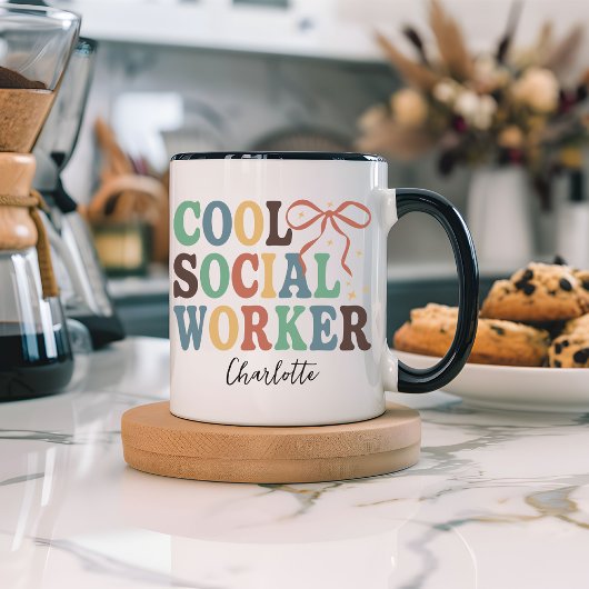 Cool Social Worker Retro Coquette Mug personnalisé