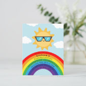 Cool Sun en Rainbow Budget Kinder Afstuderen Invit (Staand voorkant)