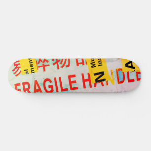 COOL Torn FRAGILE-markering met Chinese tekens Skateboard