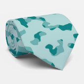 coole camo blauwgroen op lichtblauwe achtergrond stropdas (Opgerold)