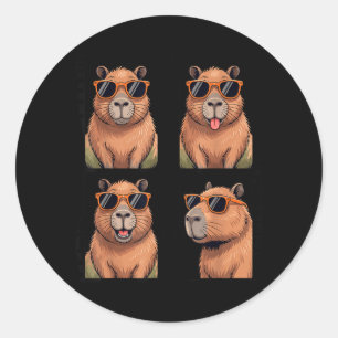 Coole Capybara met Sungles PhotoBooth Grappig Ronde Sticker