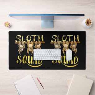 Coole Luiaard Troep – Grappig Ontwerp voor Dierenl Bureaumat