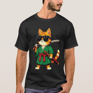 Coole samoerai kat met zwarte zonnebril t-shirt