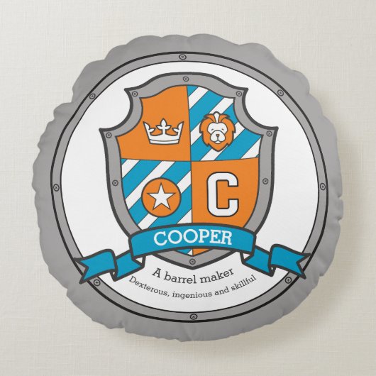 Cooper letter C: heraldry shield Rond Kussen (Voorkant)