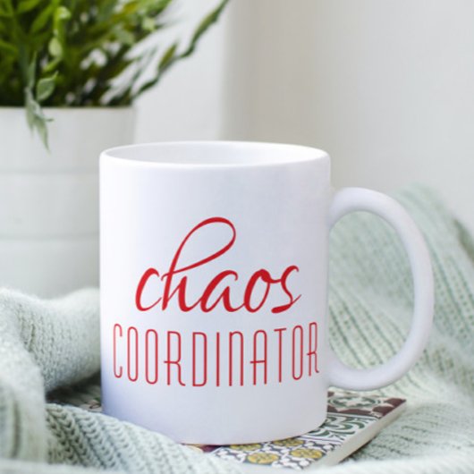 Coordinateur du Chaos Rouge Script Café Mug