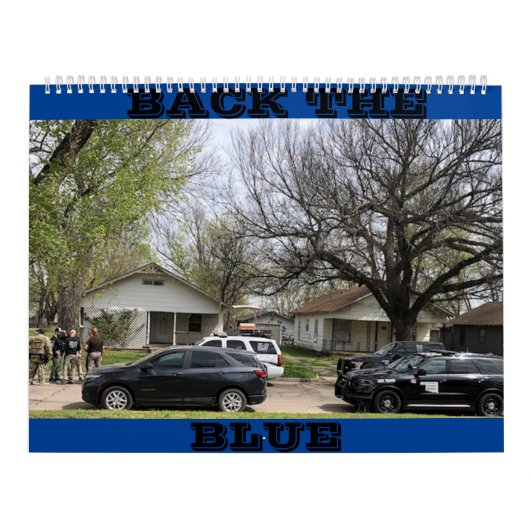 Cops dans le calendrier des trous (Protection)