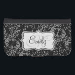 Coque Avec Portefeuille Pour Galaxy S4 Fleur sauvage damask noir blanc porte-monnaie<br><div class="desc">Élégant fleur sauvage moderne damask modèle motif de téléphone portable porte-monnaie porte-monnaie. Customisez le avec votre nom et un monogramme initial,  actuellement lit Emily M. motif original et design par Sarah Trett.</div>