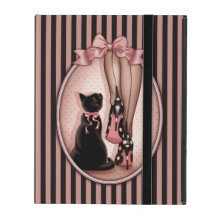 Femme élégante et chat noir