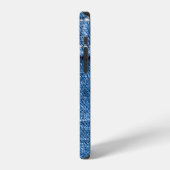 Coque iPhone 12 Bleu Denim : Texture de Jeans Classique. (Côté gauche)