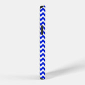 Coque iPhone 12 Bleu Vivid et Zig Zag Blanc (Côté droit)
