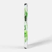 Coque iPhone 12 Dans l'herbe..... (Côté droit)