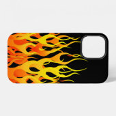 Coque iPhone 12 Flames de course classique sur noir (Verso Horizontal)