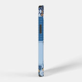 Coque iPhone 12 Fleur, patchwork de denim : motif bleu. (Côté droit)