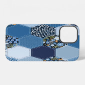 Coque iPhone 12 Fleur, patchwork en jean : motif bleu. (Verso Horizontal)