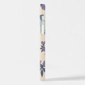 Coque iPhone 12 Fleurs Bleues, Fleurs Violettes, Motif Floral (Côté gauche)