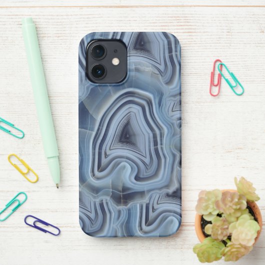 Coque iPhone 12 Géode d'Agate Smoky Bleu (Sur le bureau)