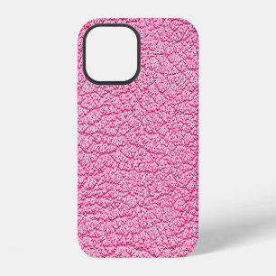 Coque iPhone 12 Gros plan sur le cuir rose, fond texturé.
