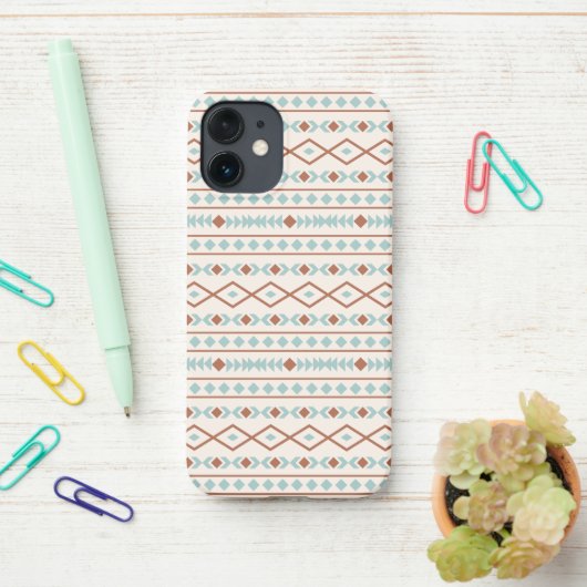 Coque iPhone 12 Mini Aztec Formes Motif rouille crème Turquoise (Sur le bureau)