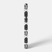 Coque iPhone 12 Motif Damassé Rococo Noir sur Blanc (Côté gauche)