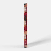 Coque iPhone 12 Motif patchwork brodé sans couture. Bohème. (Côté droit)