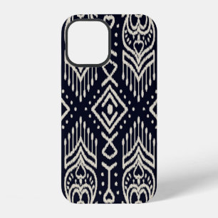 Coque iPhone 12 Motif sans couture avec broderie. Tissu Ikat. Eth