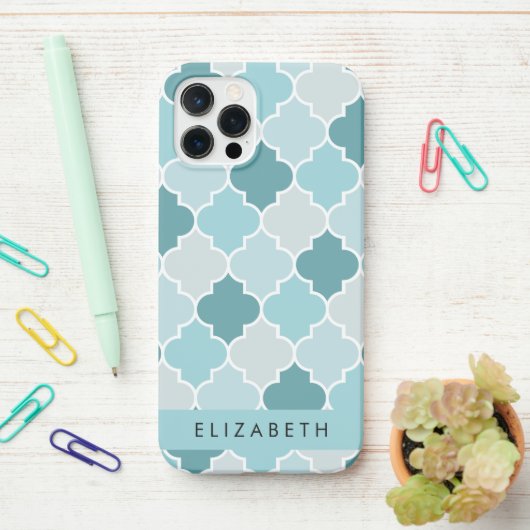 Coque iPhone 12 Pro Trellis Bleu Marocain, Quatrefoil, Votre Nom (Sur le bureau)