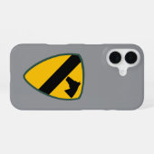 Coque iPhone 16 1re division de cavalerie Patch (Verso Horizontal)
