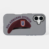 Coque iPhone 16 82e division aéroportée  (Verso Horizontal)