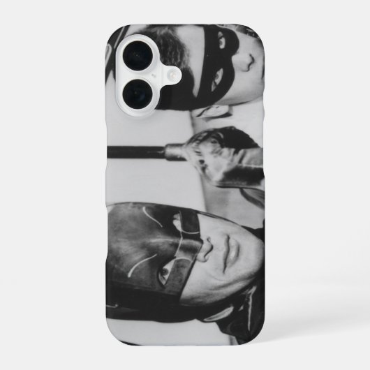 Coque iPhone 16 Batman et Robin dans Batmobile (Verso)