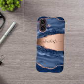 Coque iPhone 16 Bleu agate marbre rose or nom script