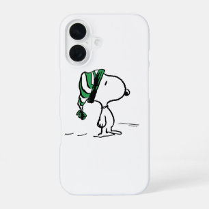 Coque iPhone 16 Cachou Snoopy Casquette Verte de Neige